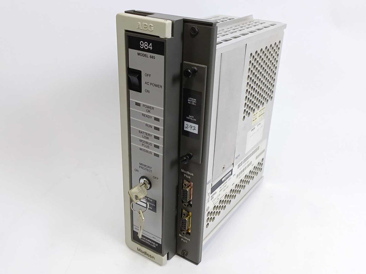 Modicon PC-0984-685 AEG Programmable Controller w/ Keys