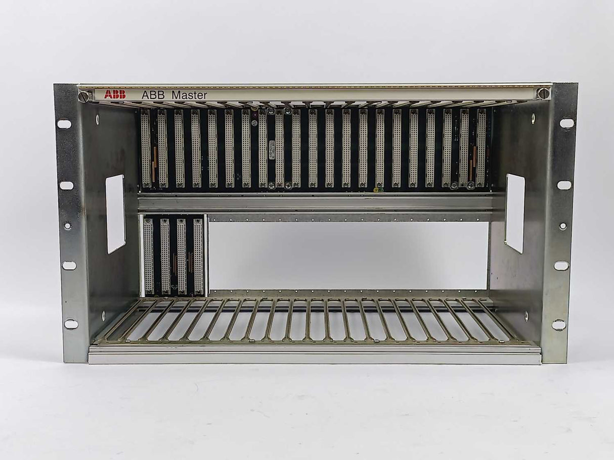ABB DSRF 180A 5731 0255-AV MasterPiece 200/1 Chassis