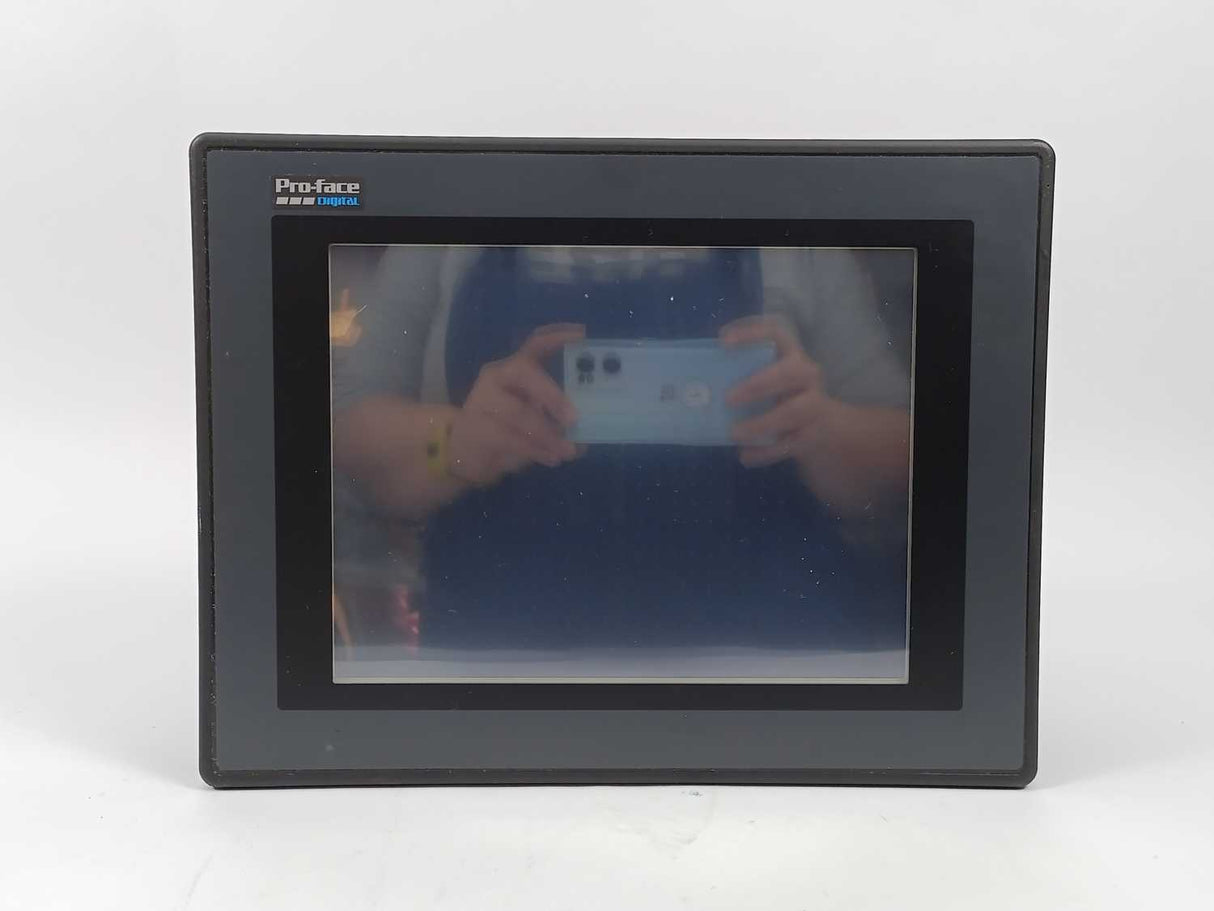 Pro-Face GP570-LG21-24V 10.4-inch Touch Panel, for parts, do power up