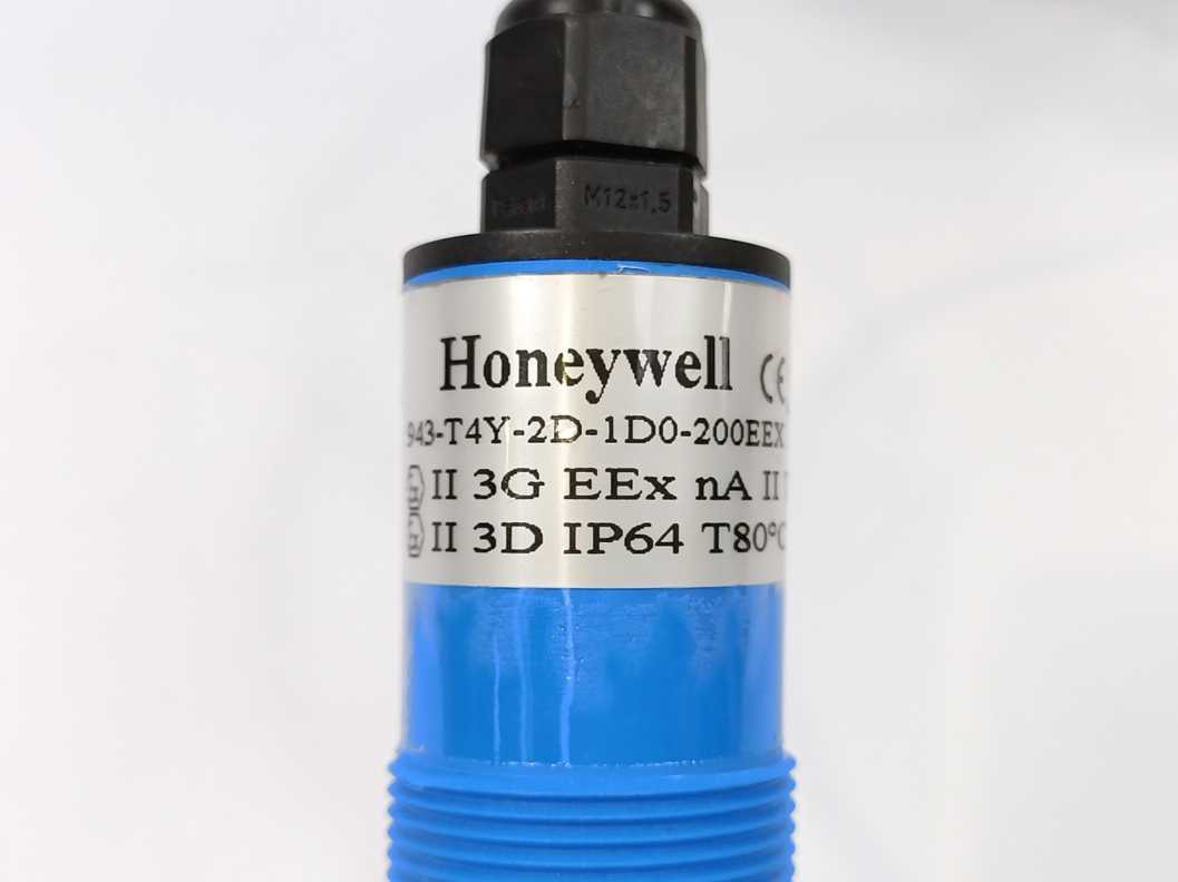 Honeywell 943-T4Y-2D-1D0-200EEX Ultrasonic Proximity Sensor