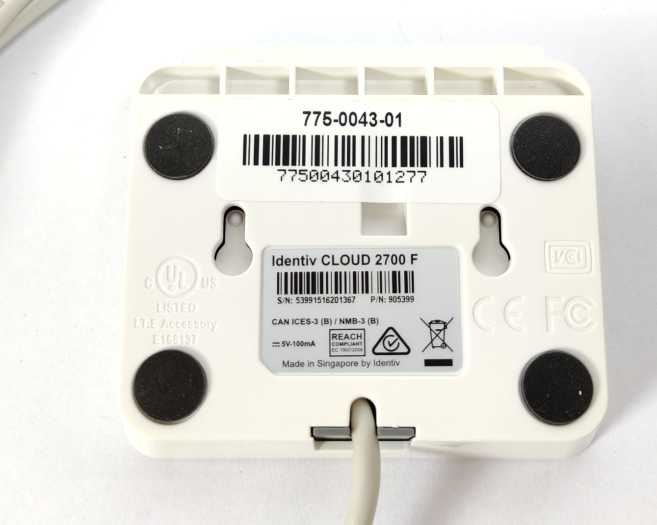 Identiv 905399 CLOUD 2700F White Smart Card Reader