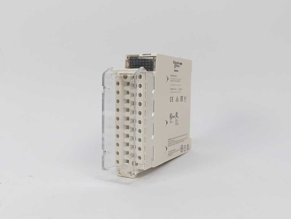 Schneider Electric BMXAMO0410 Ana 4 U/I Out Isolated