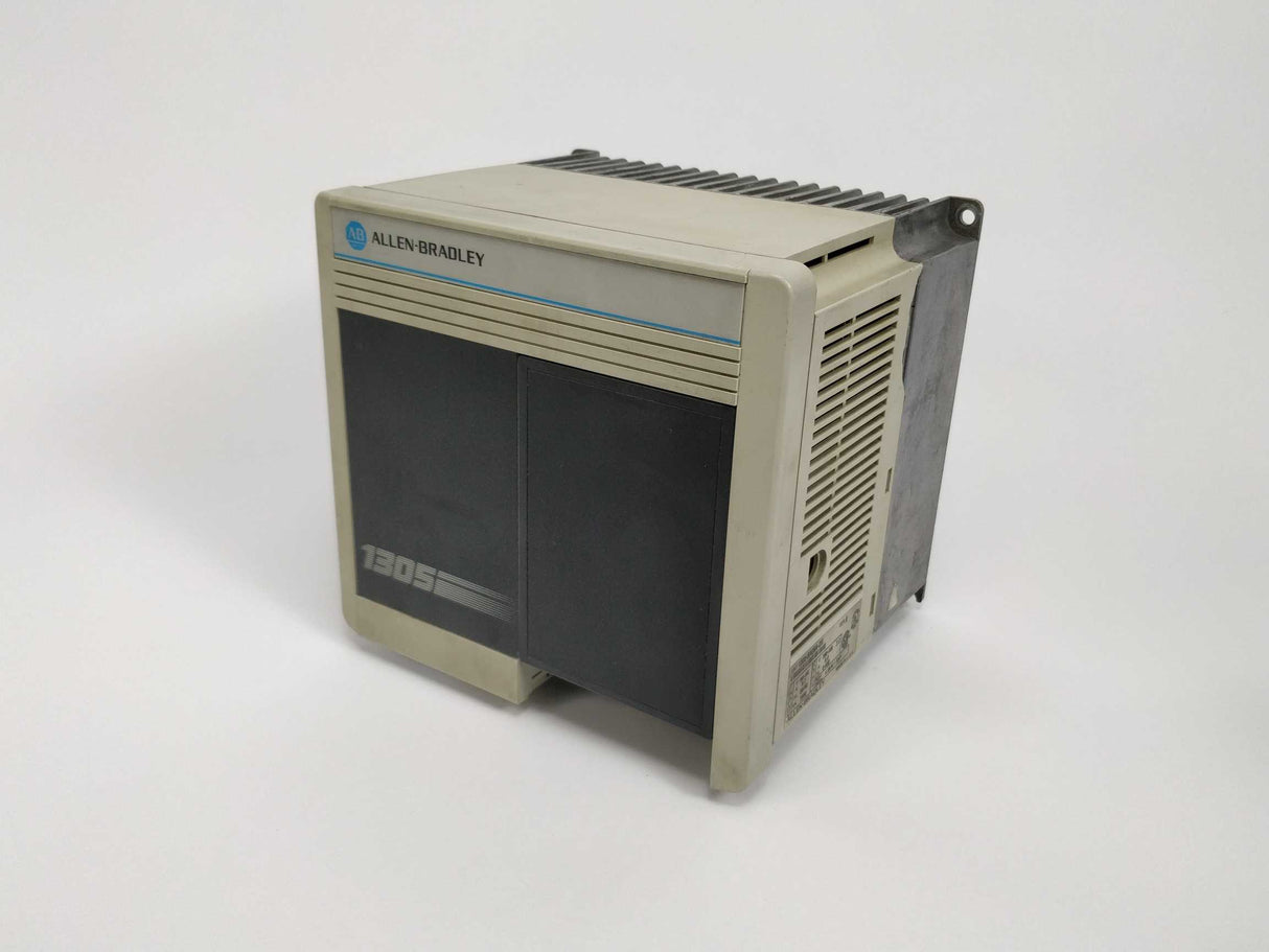 ALLEN-BRADLEY 1305-BA09A-DE frequency converter 0.55KW