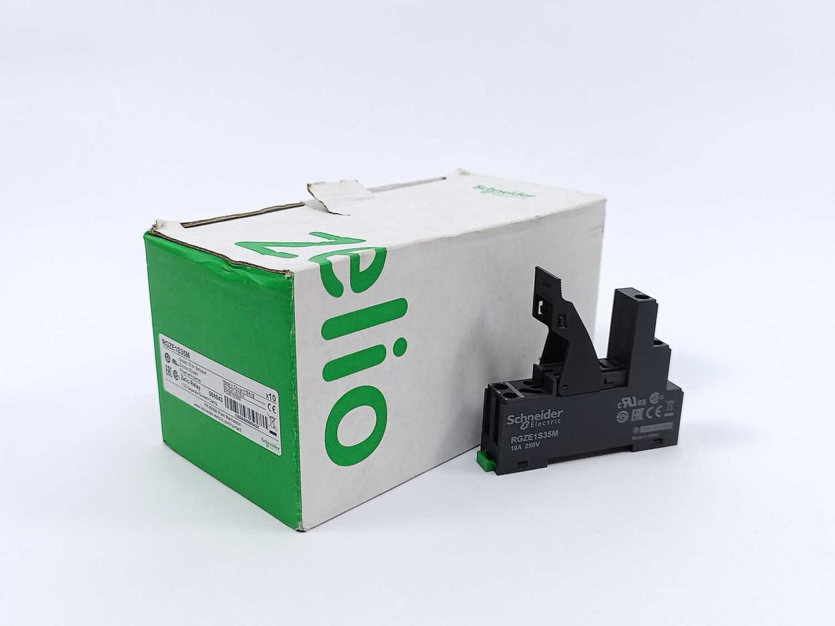 Schneider Electric RGZE1S35M Socket 10pcs