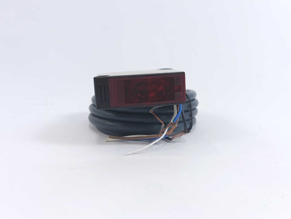 OMRON E3JK-R4M1 Photoelectric Sensor