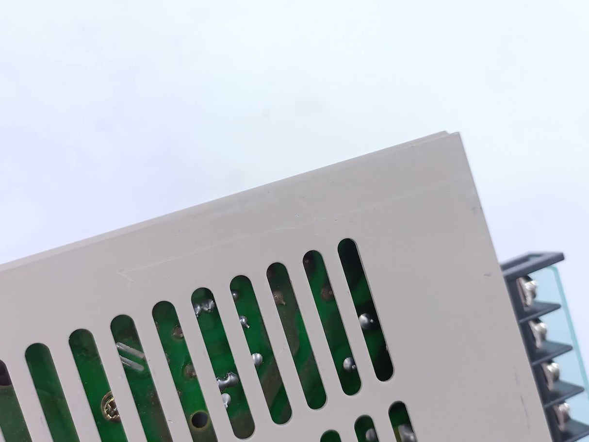 OMRON S82F-3024 Switching Power Supply