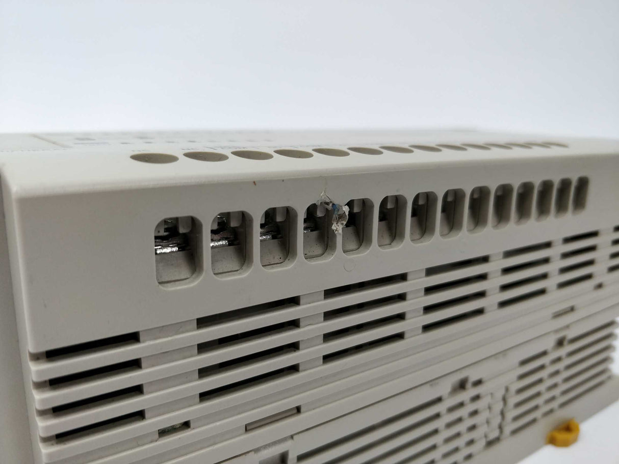 OMRON CPM1-20CDR-D SYSMAC CPM1