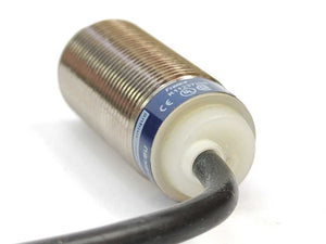 TELEMECANIQUE XS1N18PA349L1 Proximity Switch 091705