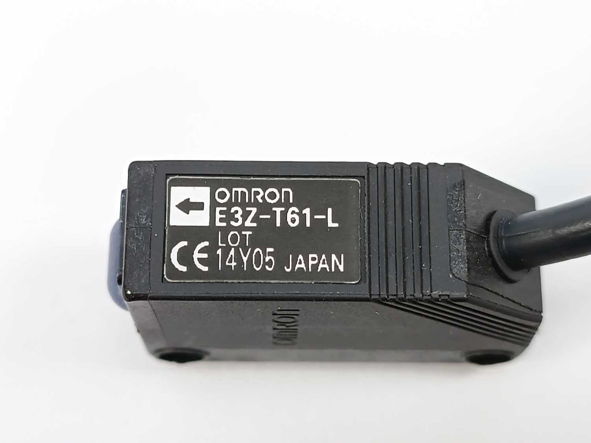 OMRON E3Z-T61-L Photoelectric sensor