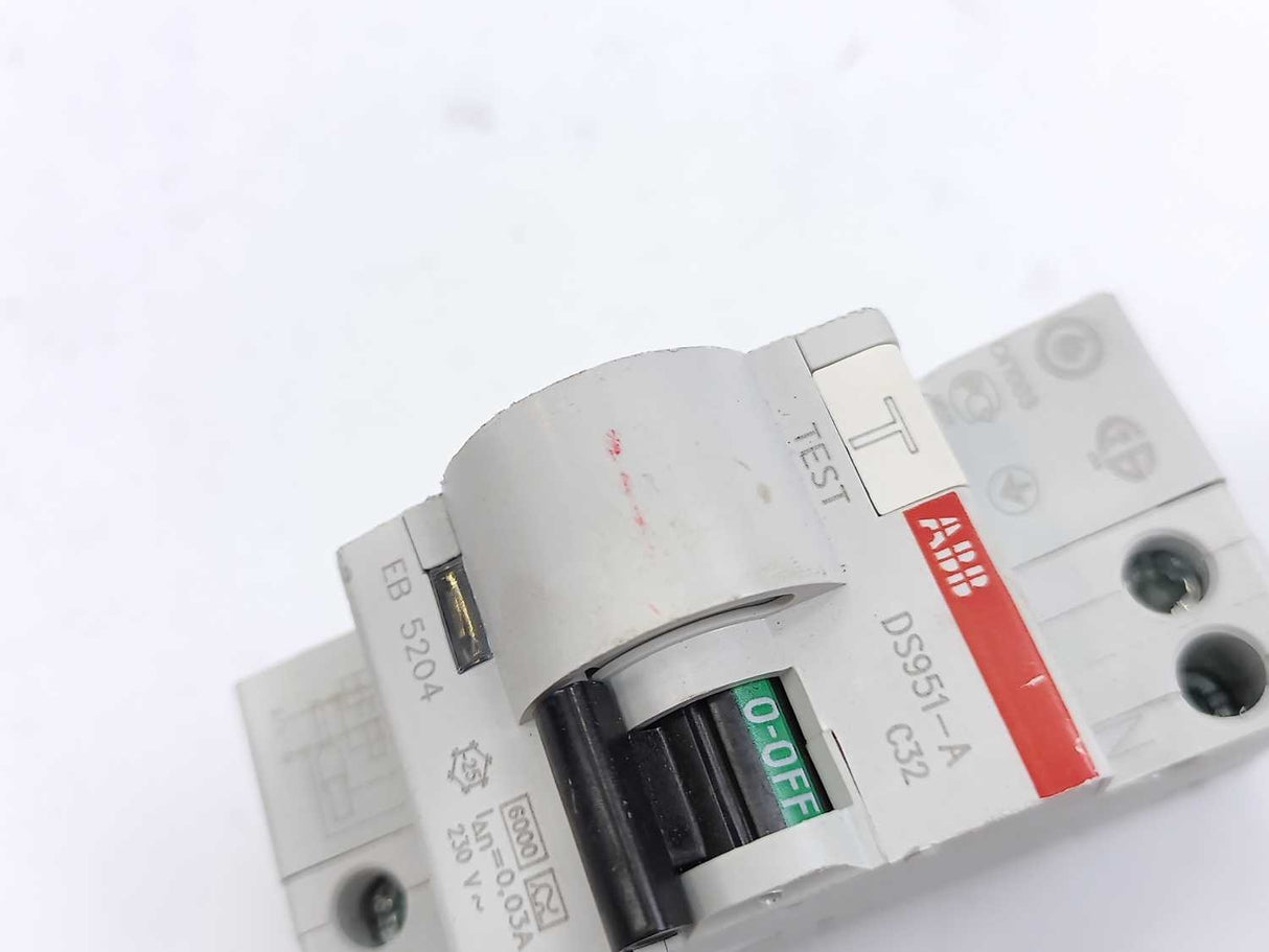 ABB DS951-AC32 1P+N Residual Current Circuit Breaker w. RCBO, Batch of 2 pcs.