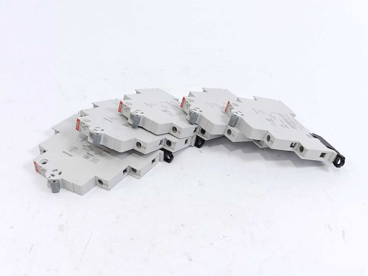 ABB 2CCA703040R0001 E213-16-001 Change over Switch 16A, Batch of 5 pcs.