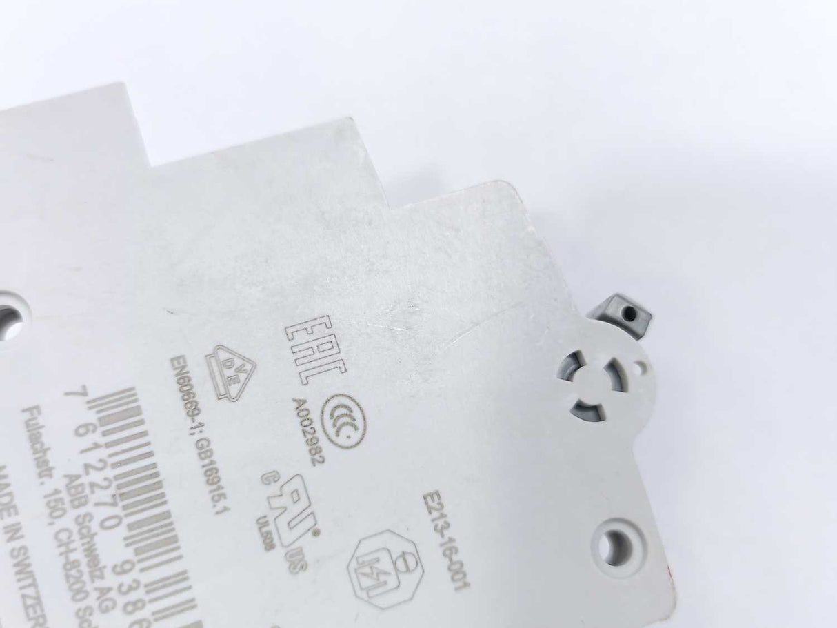 ABB 2CCA703040R0001 E213-16-001 Change over Switch 16A, Batch of 5 pcs.
