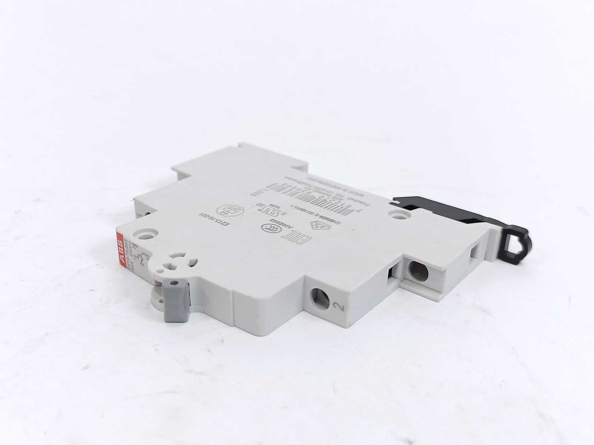 ABB 2CCA703040R0001 E213-16-001 Change over Switch 16A, Batch of 5 pcs.