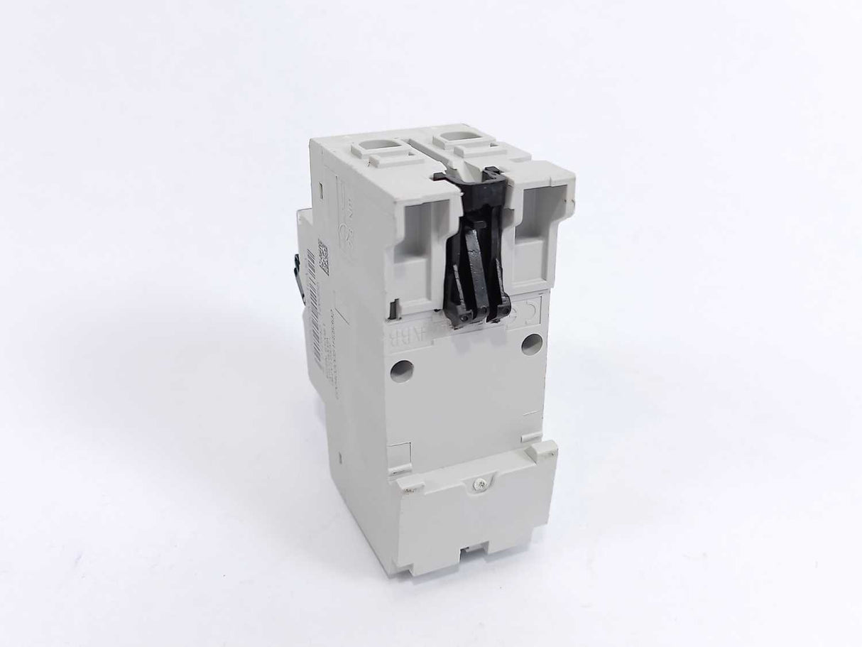 ABB 2CSR272140U1164 DS202C M C16 Circuit Breaker, 230V