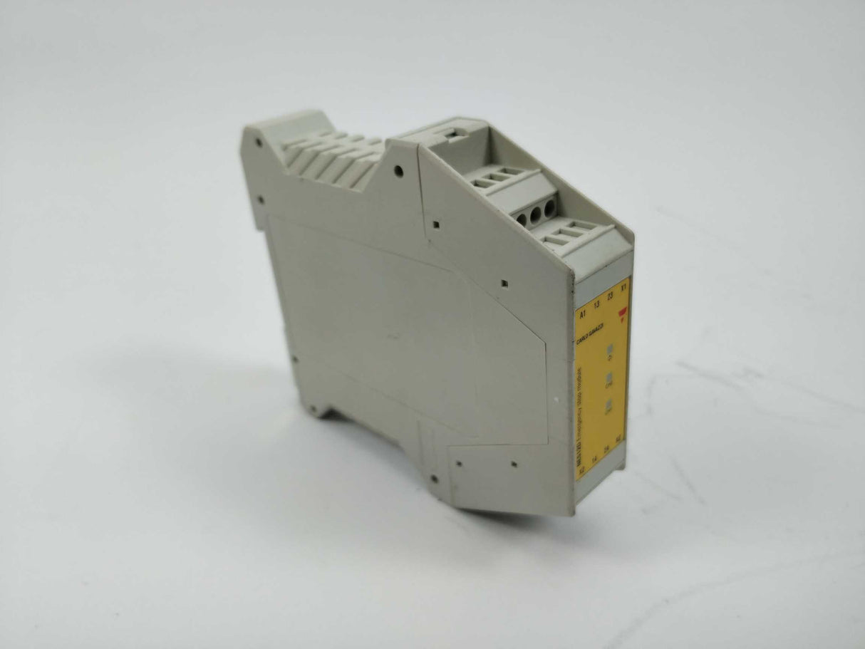 Carlo Gavazzi NES12DG010 Emergency stop module