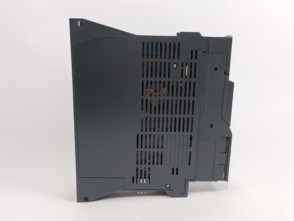 Schneider Electric ATV320U15N4B Variable Speed Drive