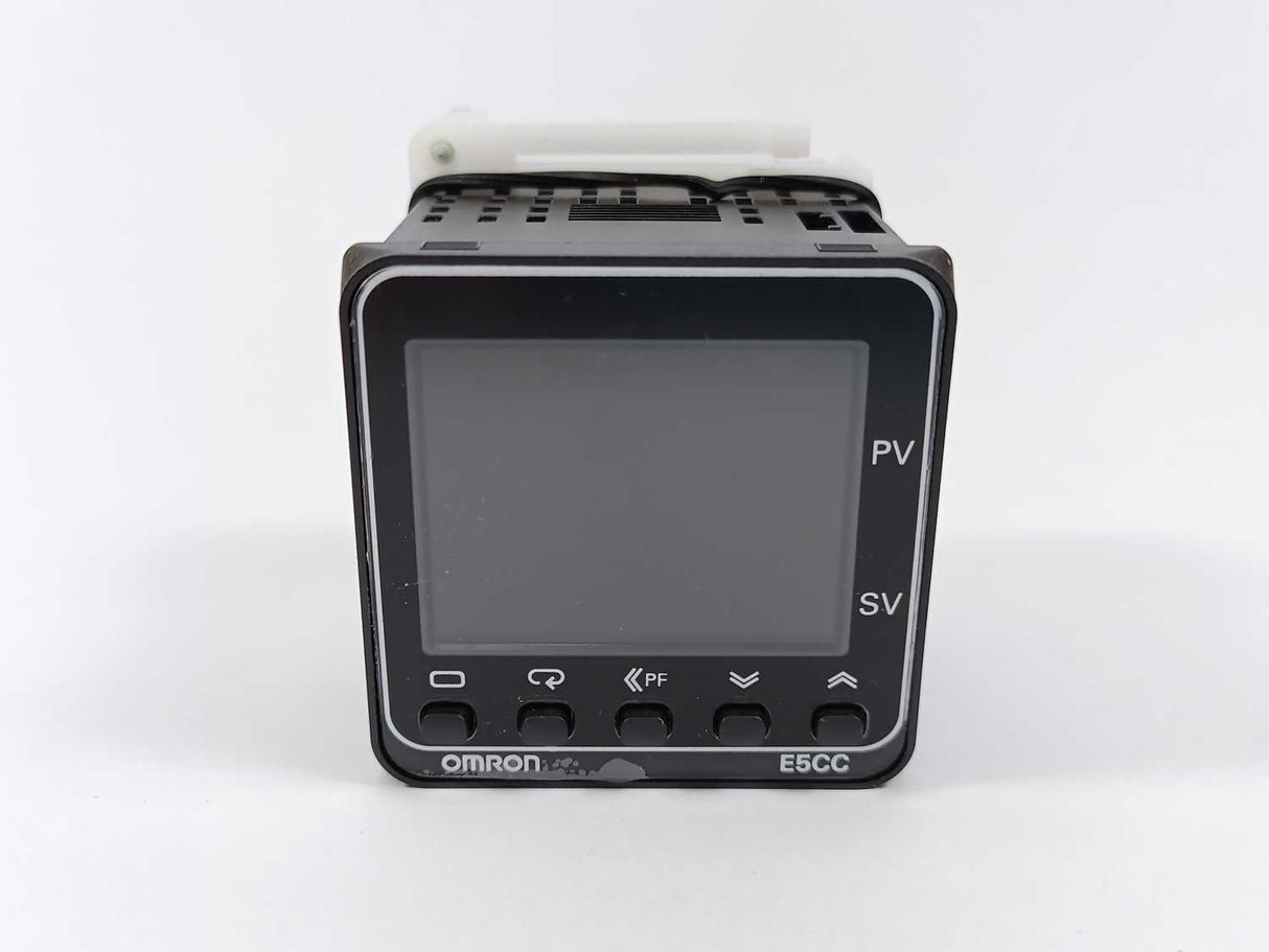 OMRON E5CC-QX3D5M-000 Temperature Controller