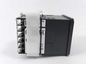 OMRON E5CC-QX3D5M-000 Temperature Controller