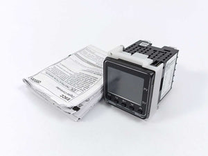 OMRON E5CC-QX3D5M-000 Temperature Controller