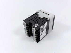 OMRON E5CC-QX3D5M-000 Temperature Controller