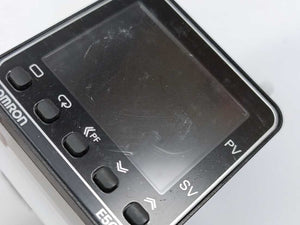 OMRON E5CC-QX3D5M-000 Temperature Controller