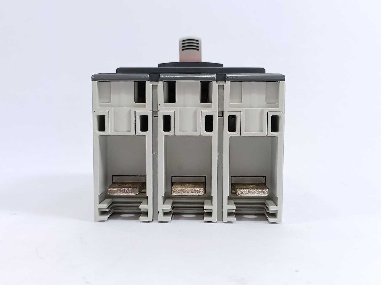 ABB 1SDA068173R1 TX4N 250 Power Circuit-Breaker Fixed 3+Pole Terminals
