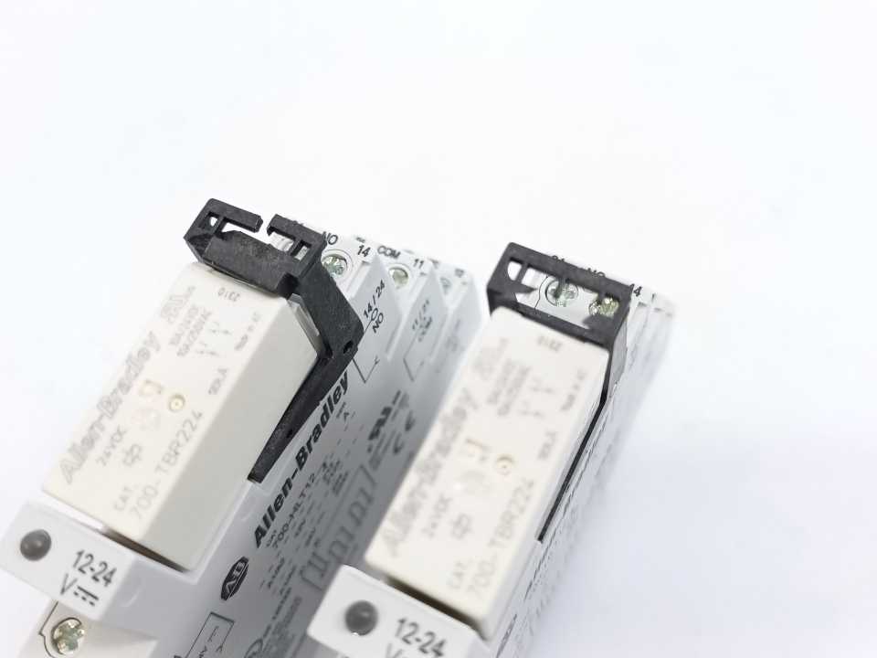 AB 700-HLT12Z24 700-HL Series Slim Line Relay