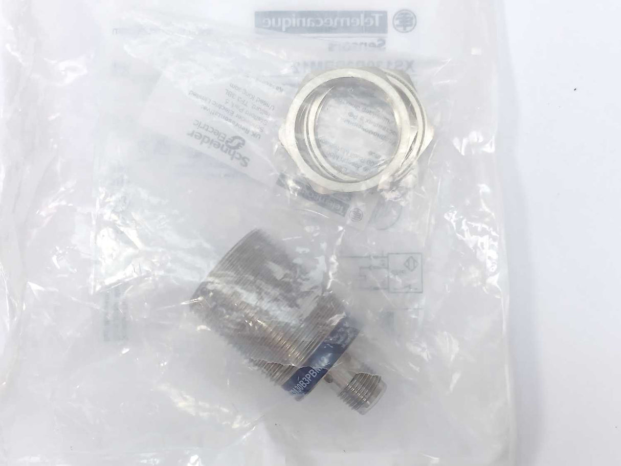 TELEMECANIQUE XS130B3PBM12 Inductive Proximity Switch