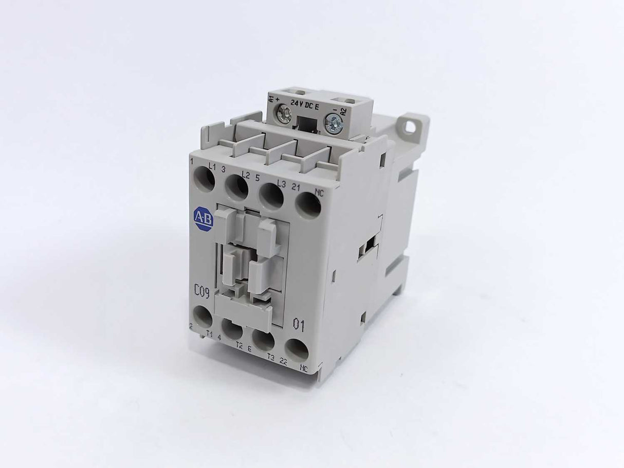 AB 100-C09E*01 Ser. A 3-Phase IEC Rated Contactor