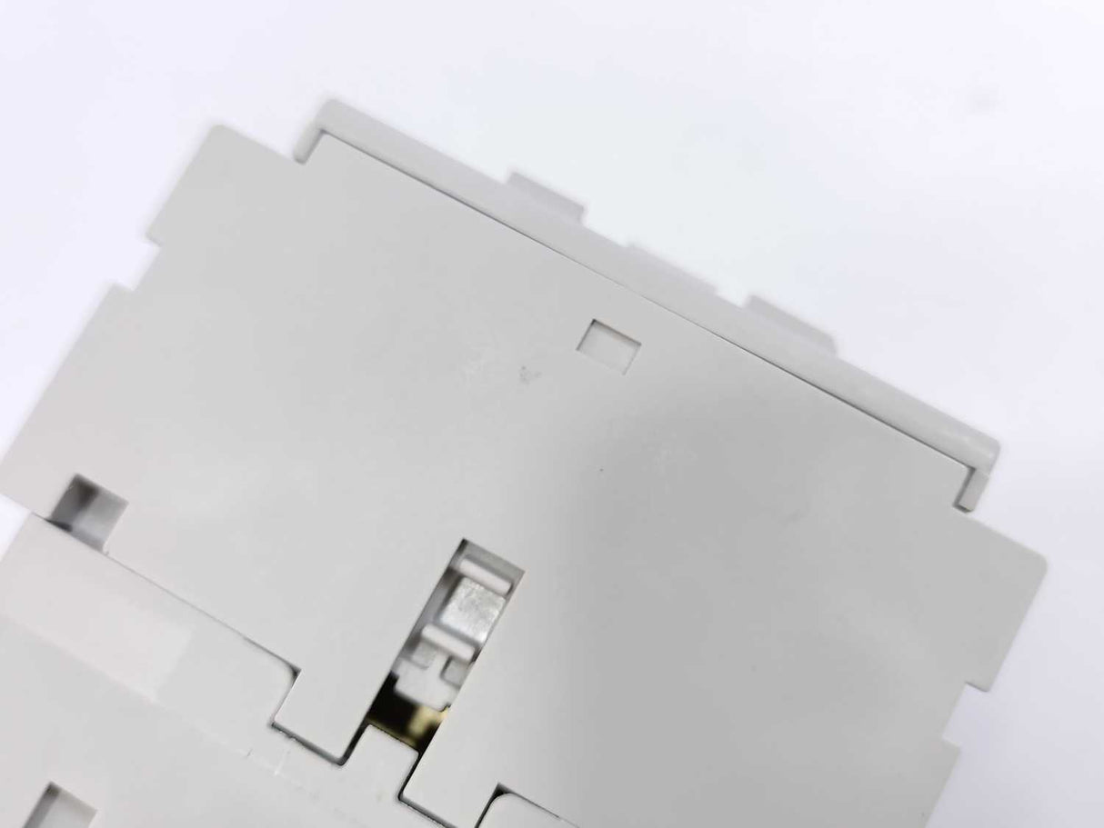 AB 100-C09E*01 Ser. A 3-Phase IEC Rated Contactor