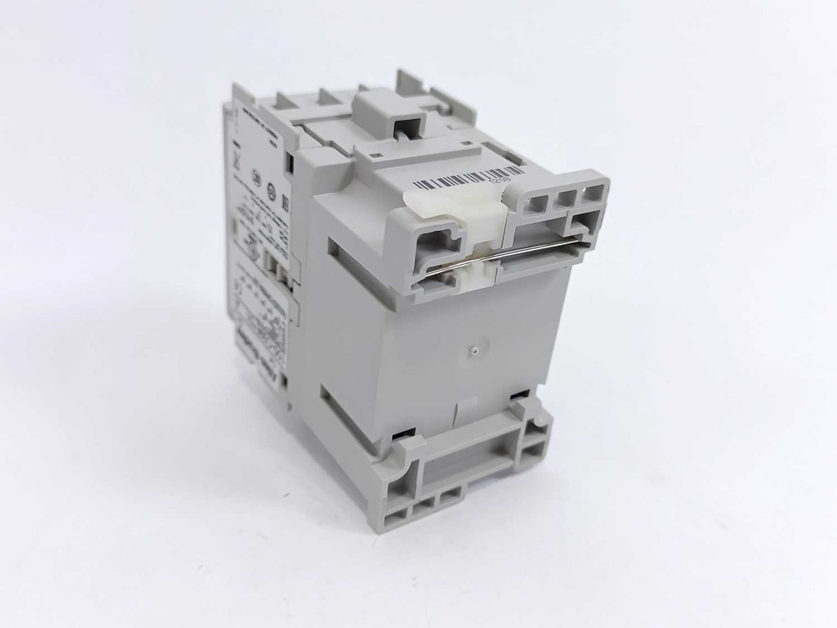 AB 100-C09E*01 Ser. A 3-Phase IEC Rated Contactor