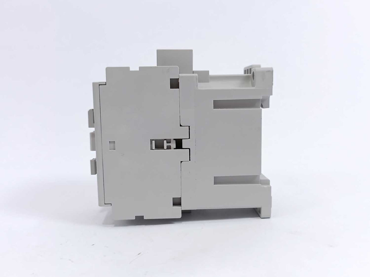 AB 100-C09E*01 Ser. A 3-Phase IEC Rated Contactor