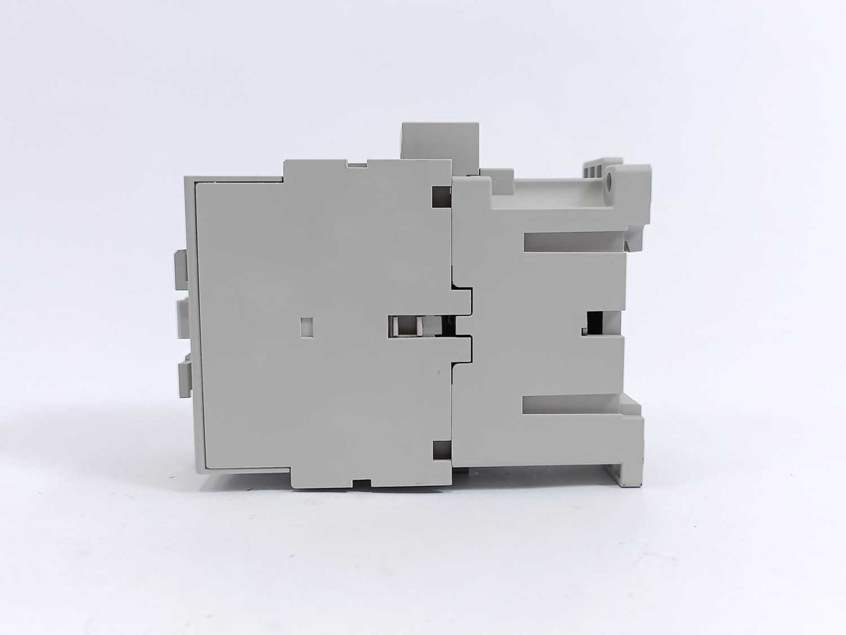 AB 100-C30KJ00 Ser. C Contactor 3NO 30A 15kW 24V