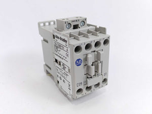 AB 100-C09EJ01 Ser. A A58 IEC 9 A Contactor