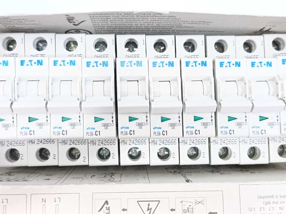 Eaton 242666 Miniature Circuit Breaker PLS6-C1-MW Batch 10pcs.