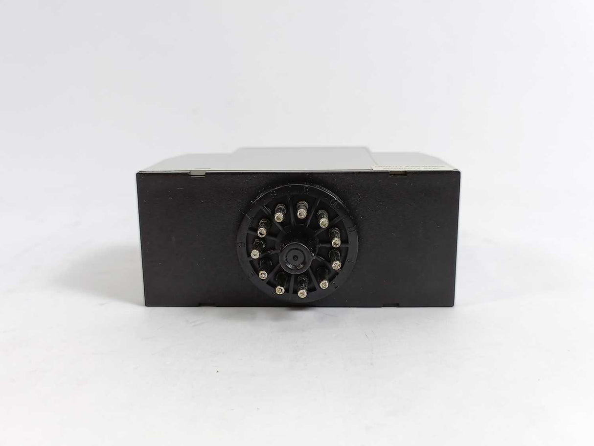 Carlo Gavazzi CLP2FA1B230 2-Point Controller w/ Potentiometer