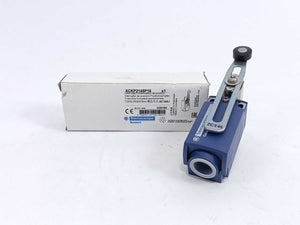 TELEMECANIQUE XCKP2145P16 Osiswitch Limit Switch Roller Lever Push-Button