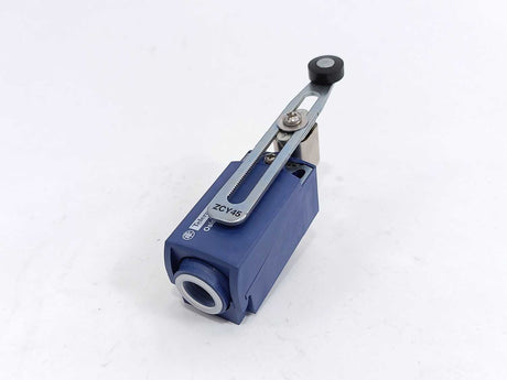 TELEMECANIQUE XCKP2145P16 Osiswitch Limit Switch Roller Lever Push-Button