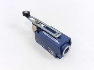 TELEMECANIQUE XCKP2145P16 Osiswitch Limit Switch Roller Lever Push-Button