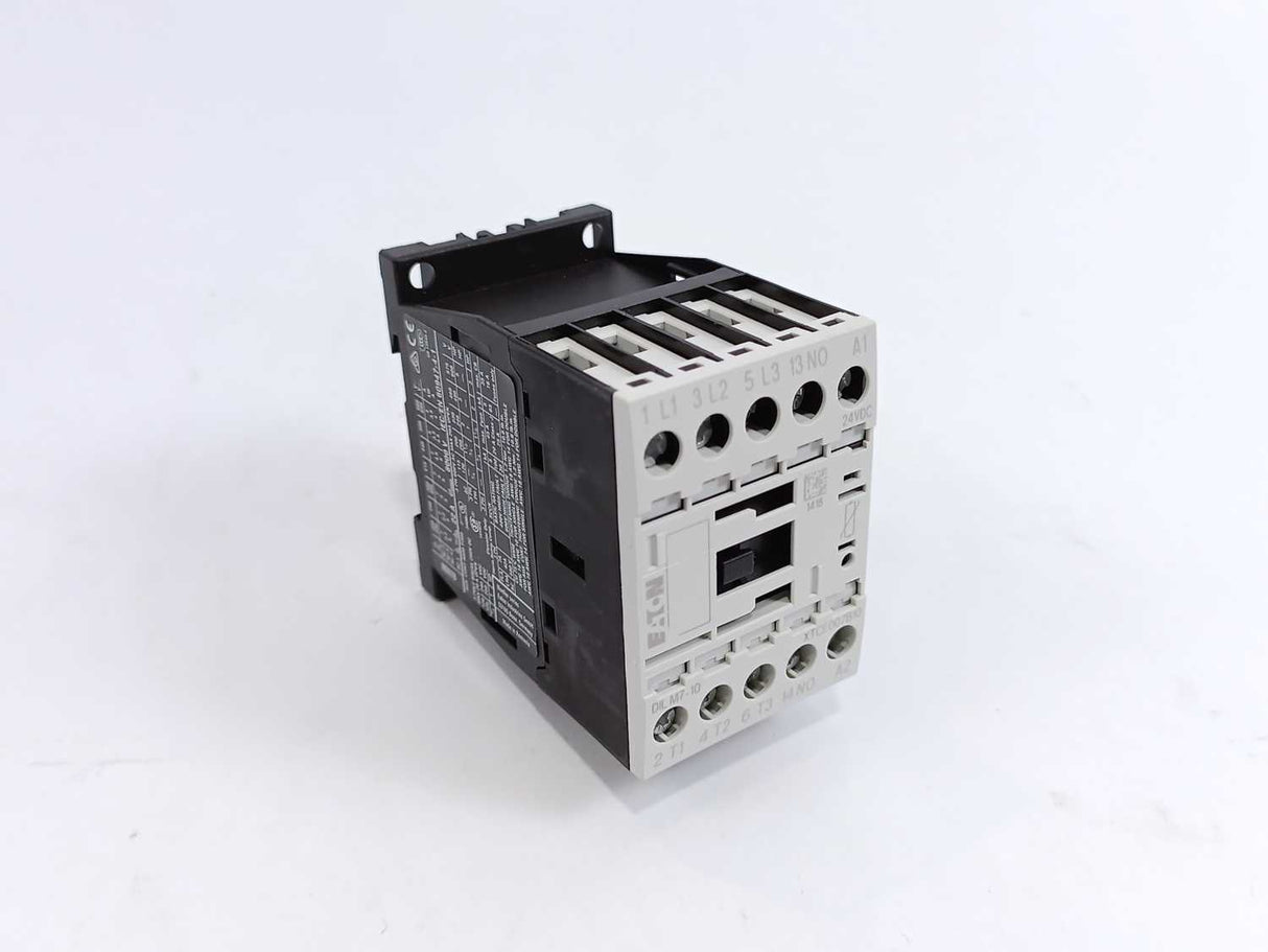 Eaton XTCE007B10TD DILM7-10 Contactor 3kW/400v, DC Operated