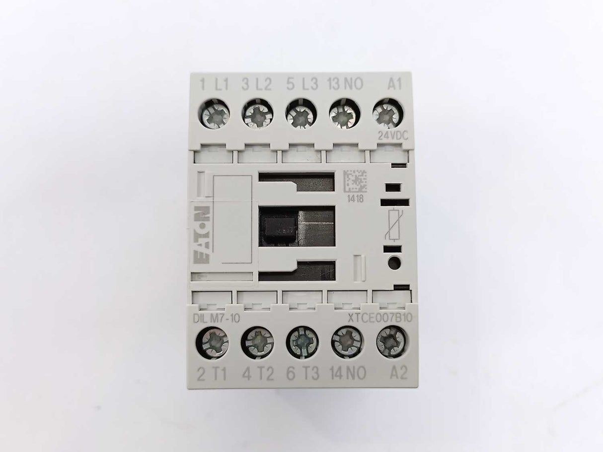 Eaton XTCE007B10TD DILM7-10 Contactor 3kW/400v, DC Operated