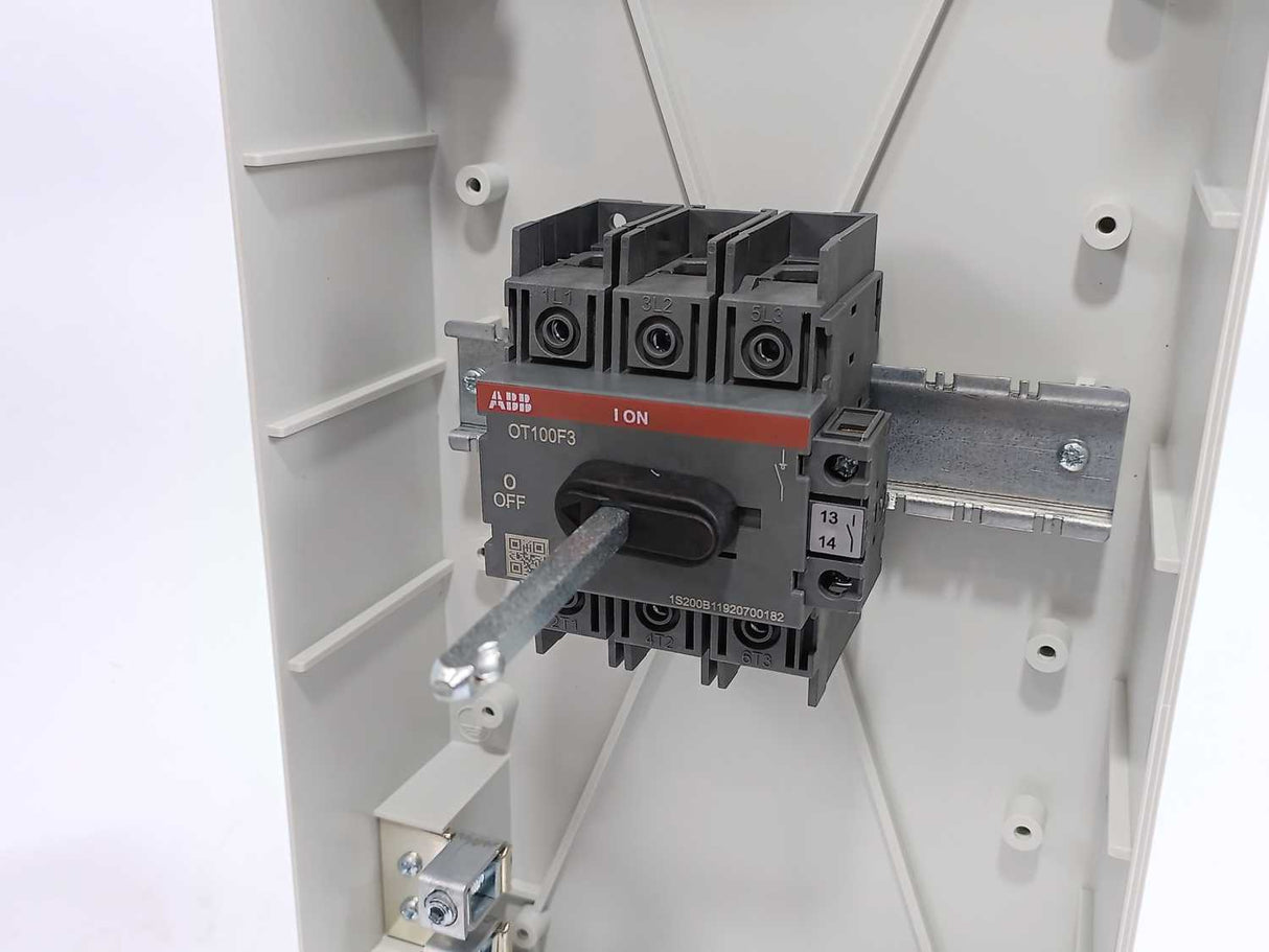 ABB 1SCA022371R2910 OTP75T3B Safety Switch