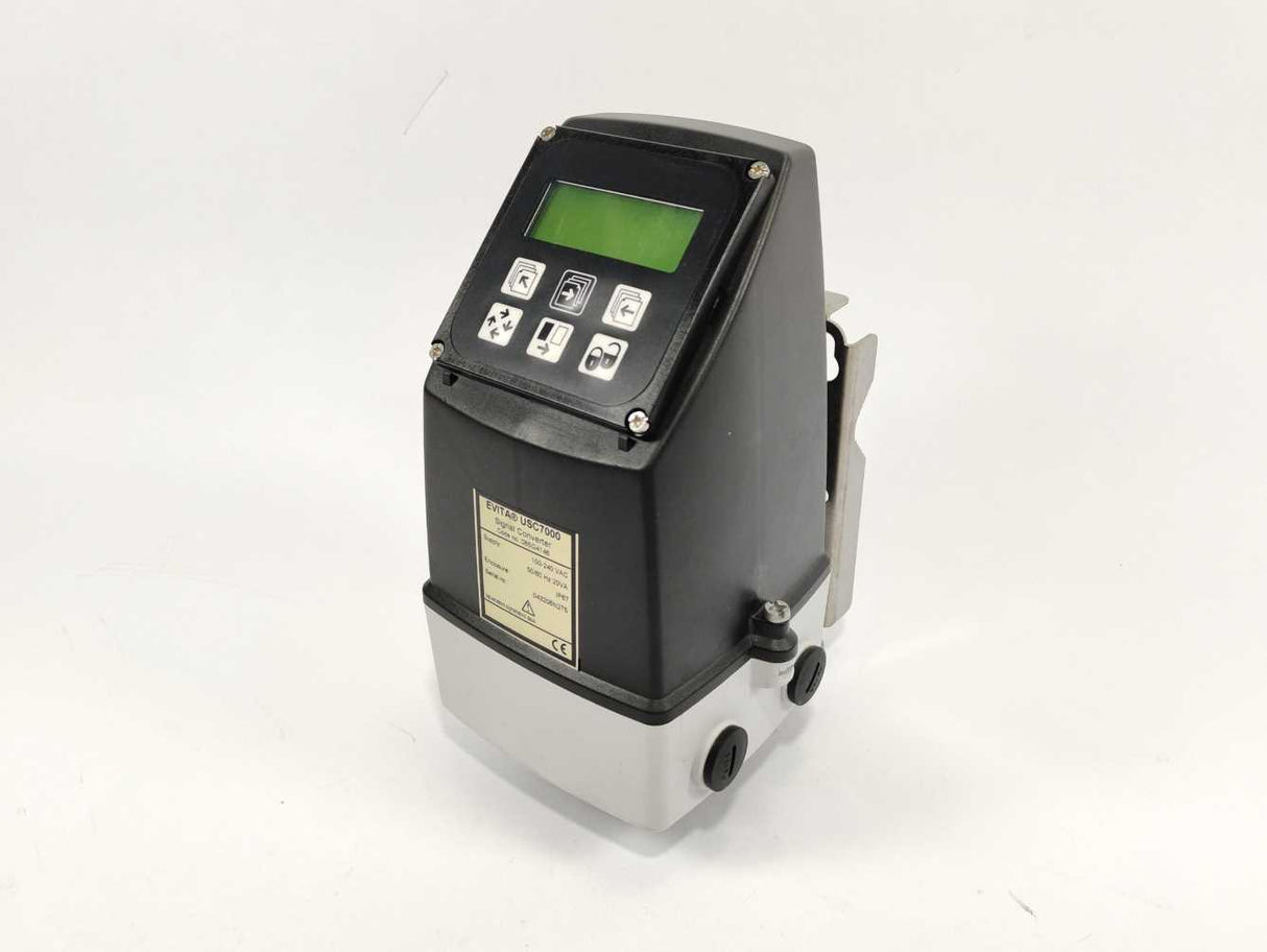HACH LANGE 085G4146 USC7000 Signal Converter 100-240 VAC 50/60 Hz