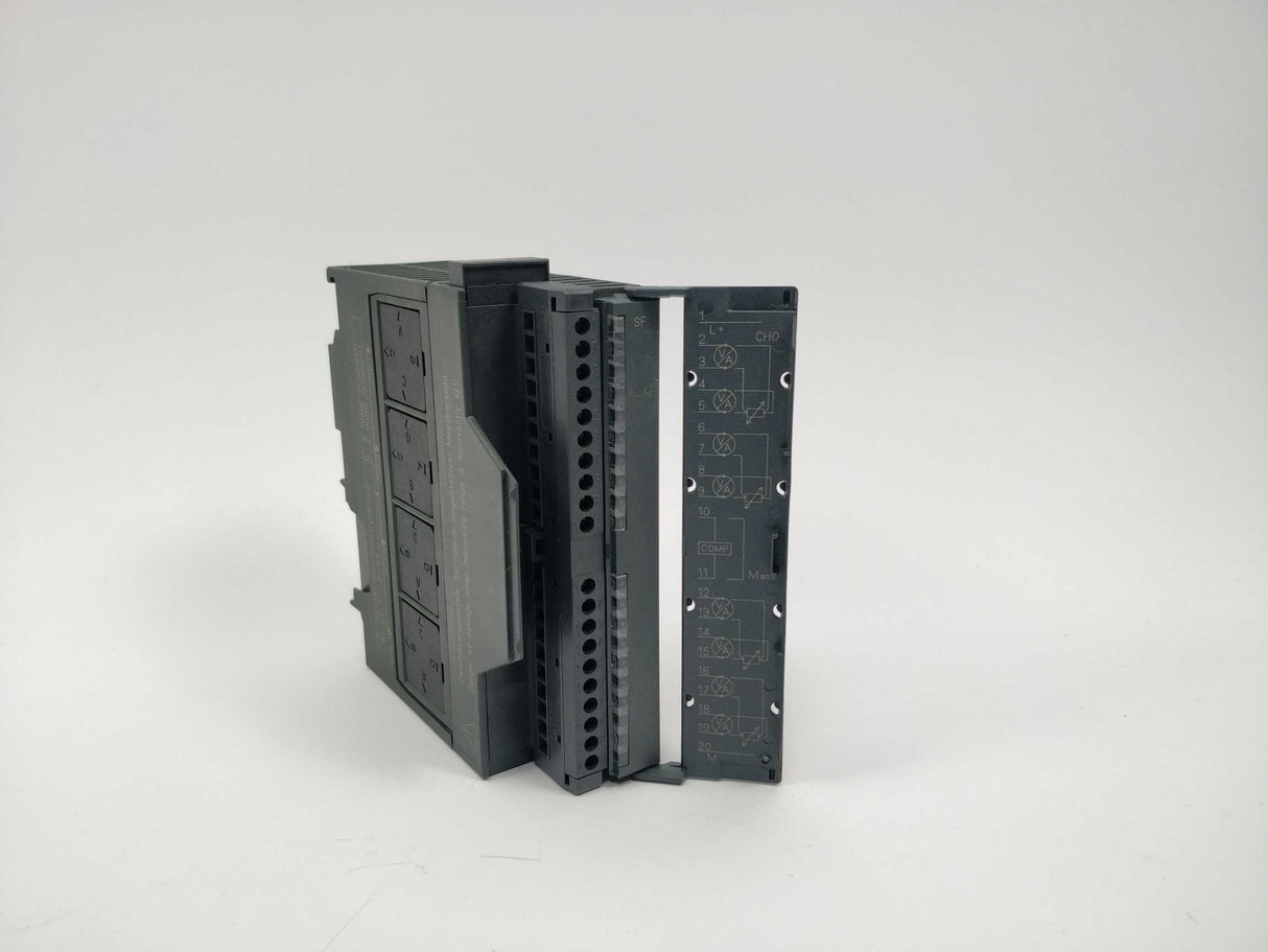 Siemens 6ES7331-7KF02-0AB0 SIMATIC S7-300, Analog input SM 331, isolated