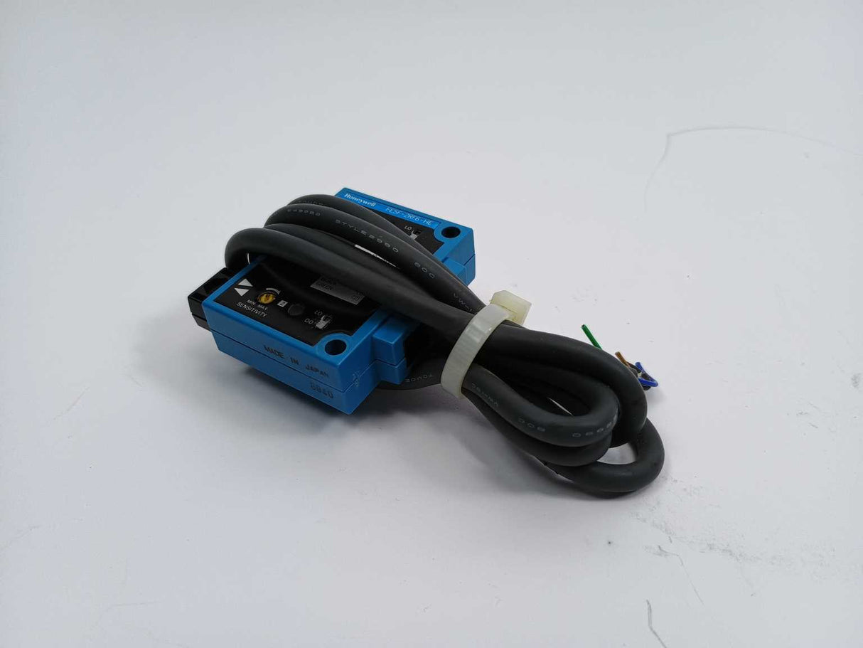 Honeywell FE5F-2RF6-HE Photoelectric Sensor
