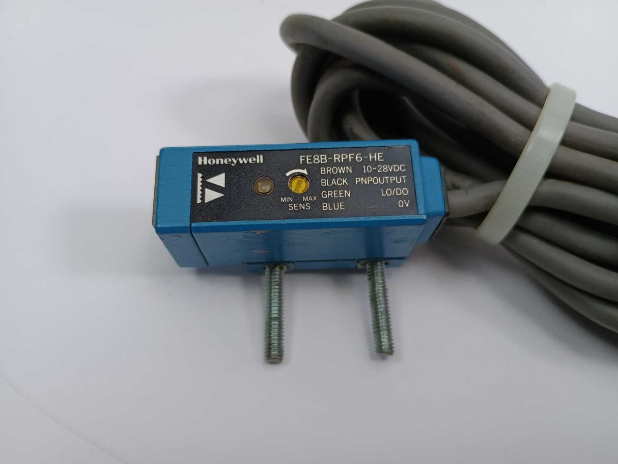 Honeywell FE8B-RPF6-HE Photoelectric Sensor