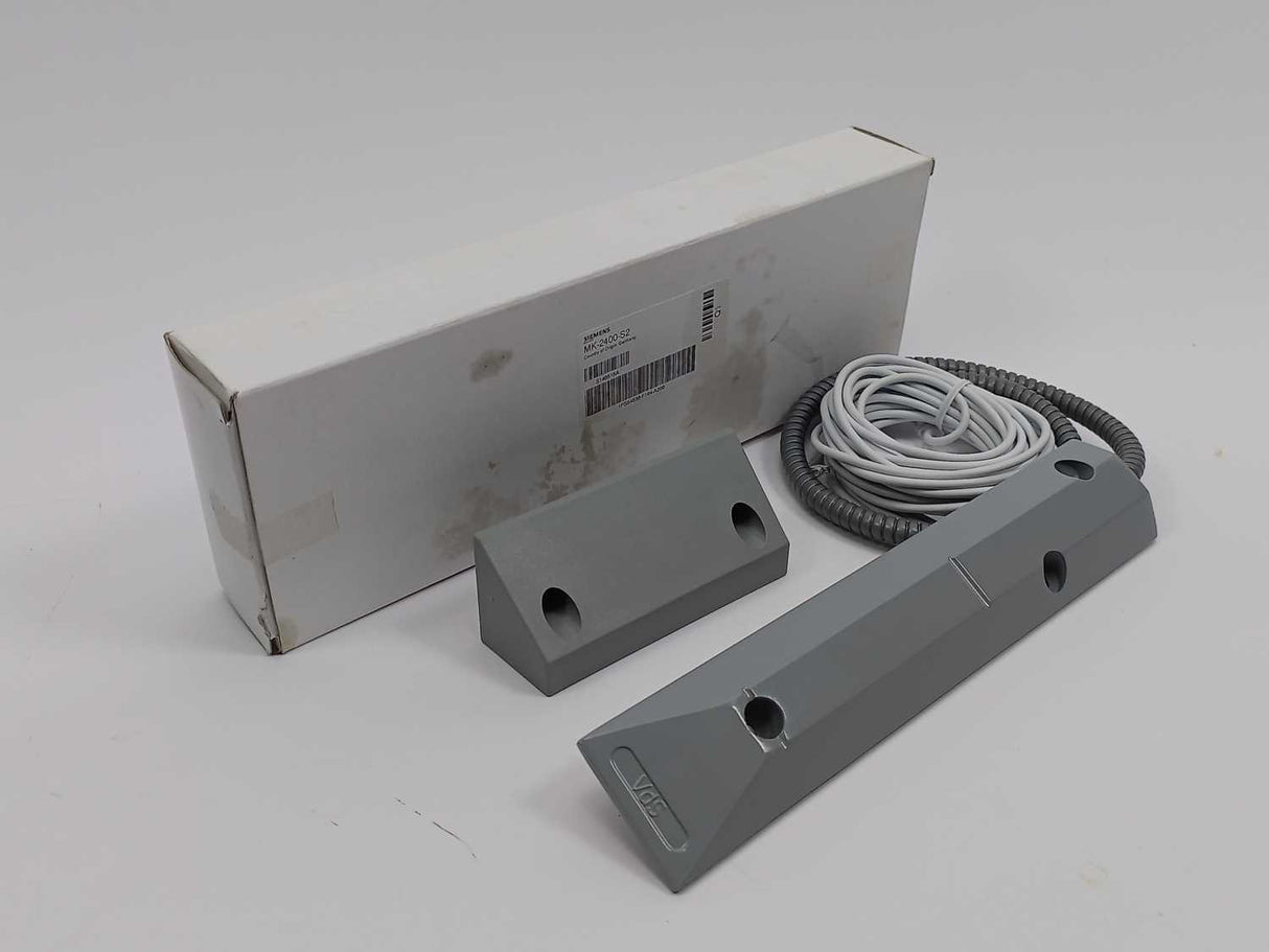 Siemens S54536-F104-A200 MK-2400-S2 Magnet Contact
