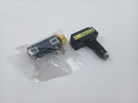 Yamatake SL1-KK Horizontal Limit Switch