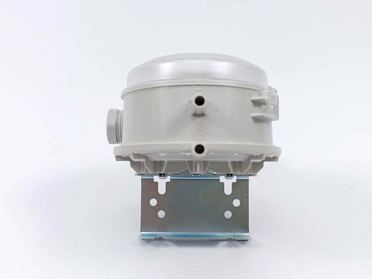 Siemens QBM81-3 DIFF. Pressure Switch Air Relay 20..300 Pa
