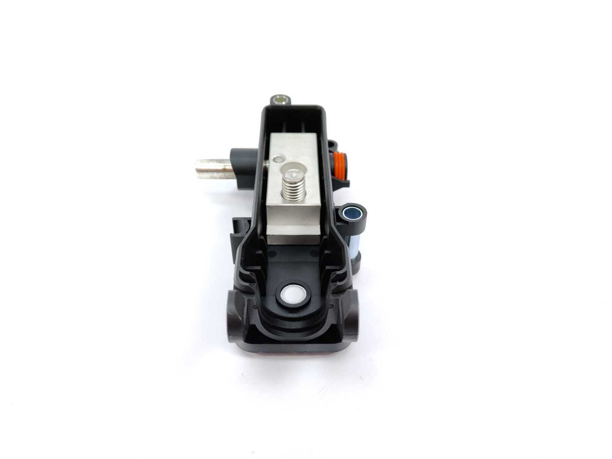 Mercedes-Benz A9305461040 Truck Adapter